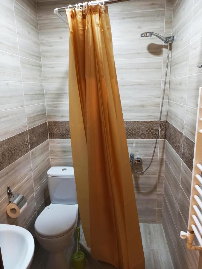 Jermatun Guest House ديليجان المظهر الخارجي الصورة